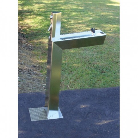 aquafil-bold-water-refill-station-drinking-fountain-park